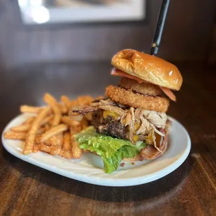 The Makapu&apos;u Burger