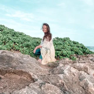 Samantha R.