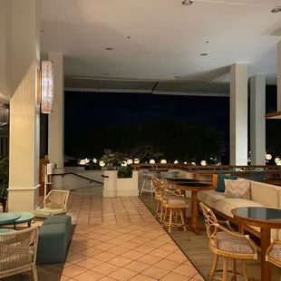 Lobby and restaurant