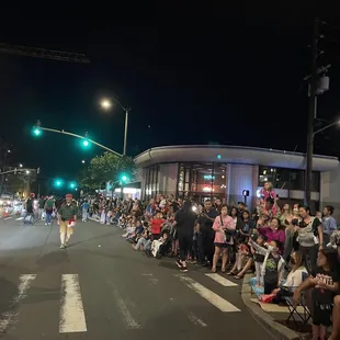 Kaimuki Christmas Parade