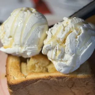 Honey Toast