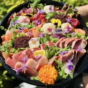 Look how gorgeous this platter is. Victor really is an artist