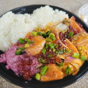 Spicy salmon w/ ikura and avocado, sweet potato salad
