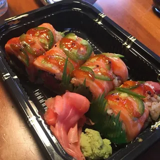 Zesty Salmon Roll