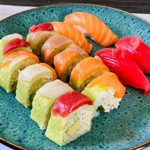 Real crab rainbow roll