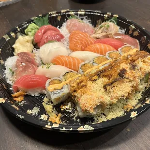 Sushi &amp; Sashimi Combo for 2