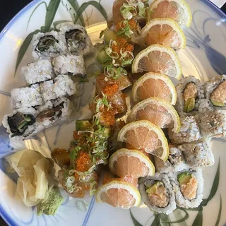 Salmon skin roll