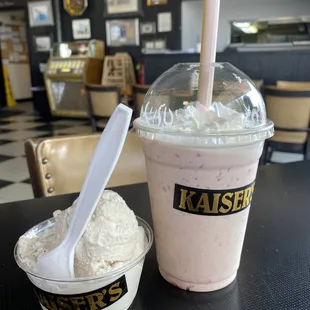 Vegan vanilla ice cream &amp; Strawberry malts