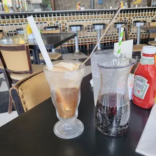 Rootbeer float