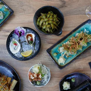 Happy Hour, Fri-Sun from 3pm-5pm!