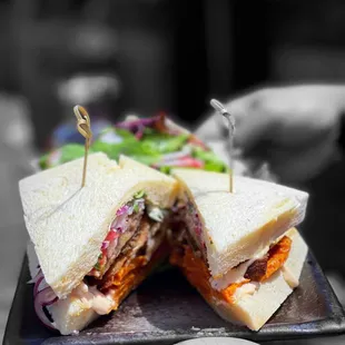 Pan con chicharon sando| @whaevaeats