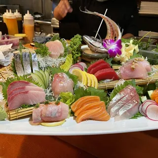 Chef's Choice Sashimi Plate