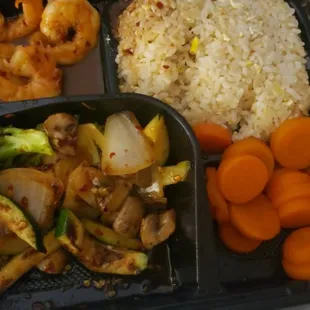 Spicy hibachi spicy shrimp with vegetables