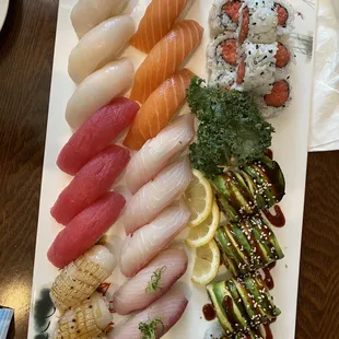 Sushi plate