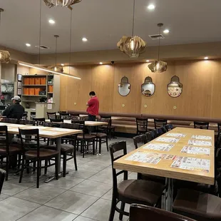 interior, crepes