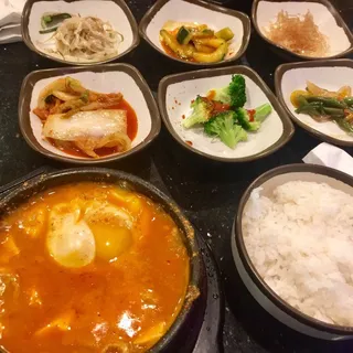 Intestine Tofu Soup