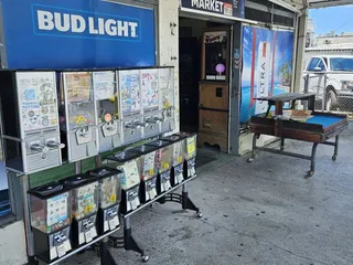 Marukin Market