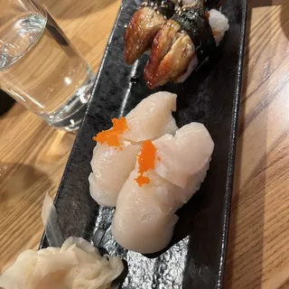 H22. Hotategai Nigiri
