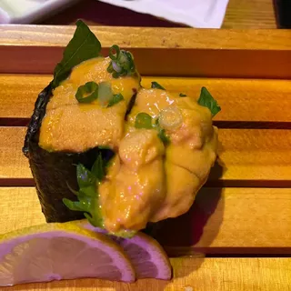 H25. Uni Nigiri