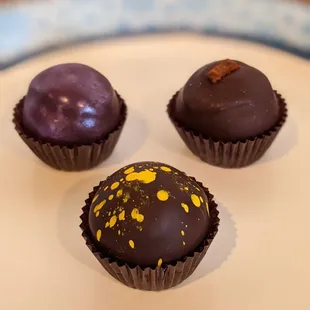 Truffles(passionfruit,prickly pear and mexican chili)