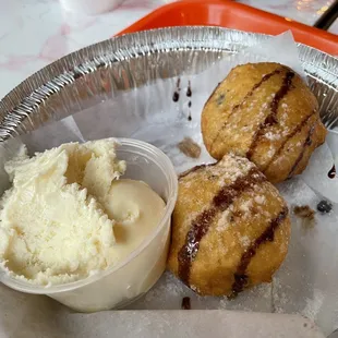 Fried Oreos with vanilla ice cream