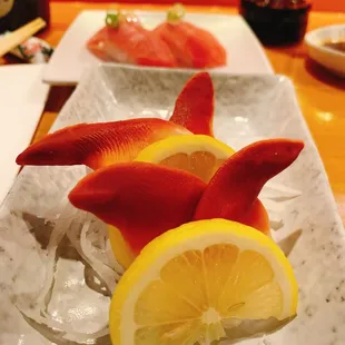 Hokkigai (surf clam)
