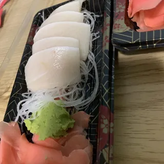 Hamachi Sashimi