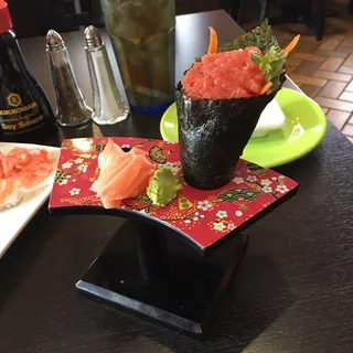 Spicy Tuna Hand Roll