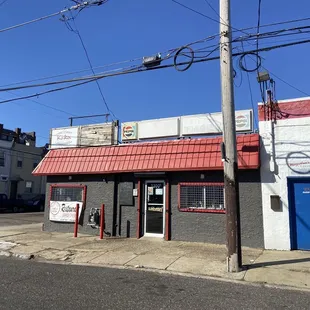 corner store front