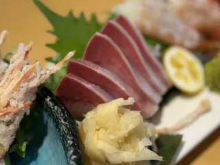 Tomsa Sushi
