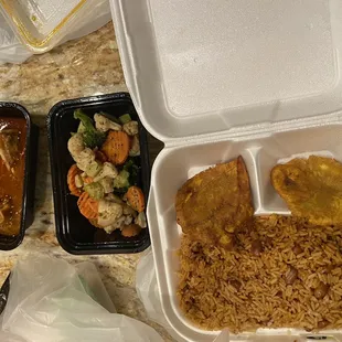 Bland, chewy oxtails, dry plantains, and a side of veggies for over $30!