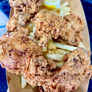 Chicken and chips from Joja foodtruck