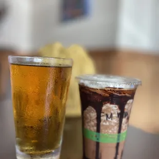 Modelo Especial and a Frozen Mochacino