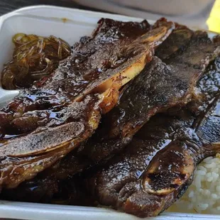 Delicious kalbi with double noodles (we swapped out the Mac salad)