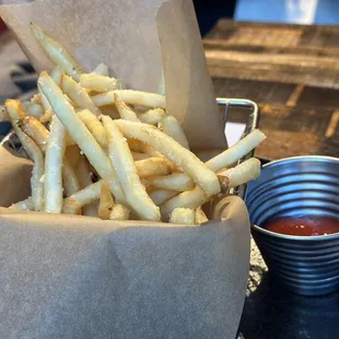 HH - Shoestring Fries