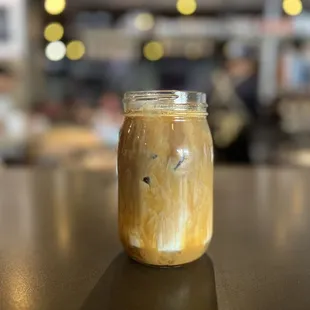Iced caramel macchiato