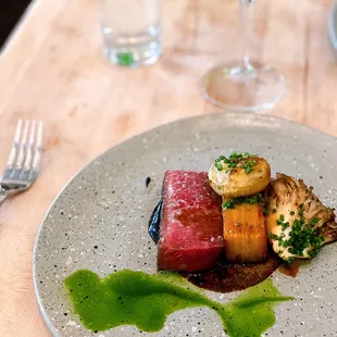 Dry aged flannery beef ripeye | IG: happyfoodieoc