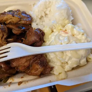 best ever sturdy fork provided EVER .. keep for later use !