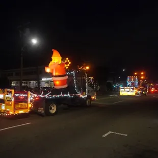 KALIHI parade on North king street *11/29/24