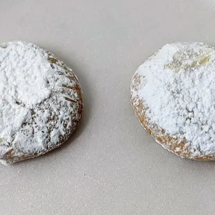 11/14/22 Kourabiedes