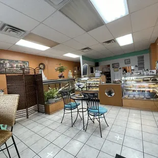 Kalindi's Cakes and Pies