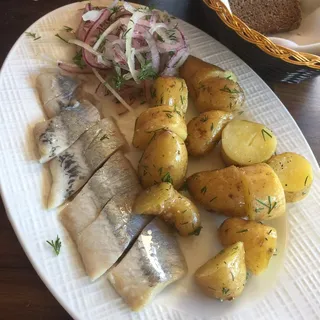 Herring with Boiled Potato
