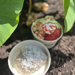 Pa'i'ai bomb with haupia ice cream ($12), strawberry shortcake bomb ($14.50)  IG: @ohmyono