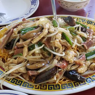 3 Kinds Of Meats Chow Mein