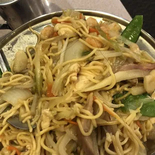 Low Mein with hair in it