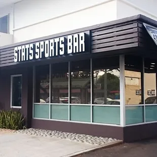 Stats Sports Bar Main Sign