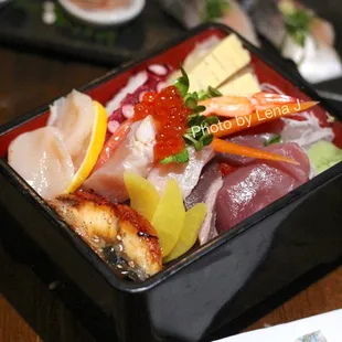 Chirashi Special ($28) - good!