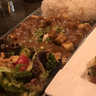 Curry with Fried Tofu