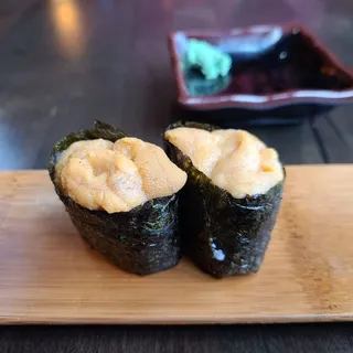 Uni Nigiri