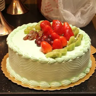 Pandan and durian cake